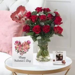 12 Luxury Red Roses, Mini Balloon, Chocolates & Card