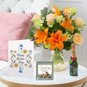 Coral Charm, Mini Moet, 65g Chocolates & Mother's Day Card