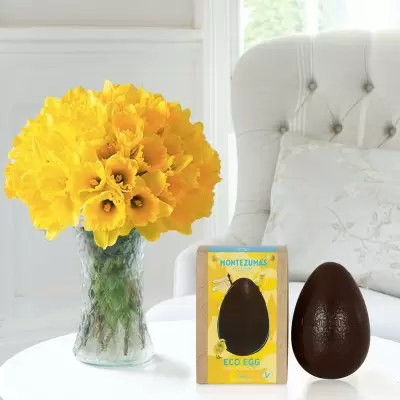 100 Best Lincolnshire Daffodils & Dark Chocolate Easter Egg 
