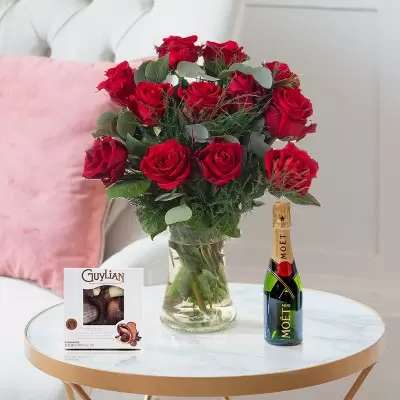 12 Luxury Red Roses, Mini Moët & 65g Guylian Chocolates